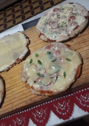 Una foto de Pizza de avena al sartén