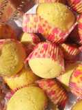 25pieces Vanilla cakes