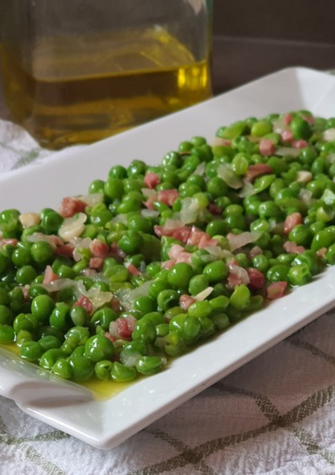 Una foto de Guisantes con jamón 😋