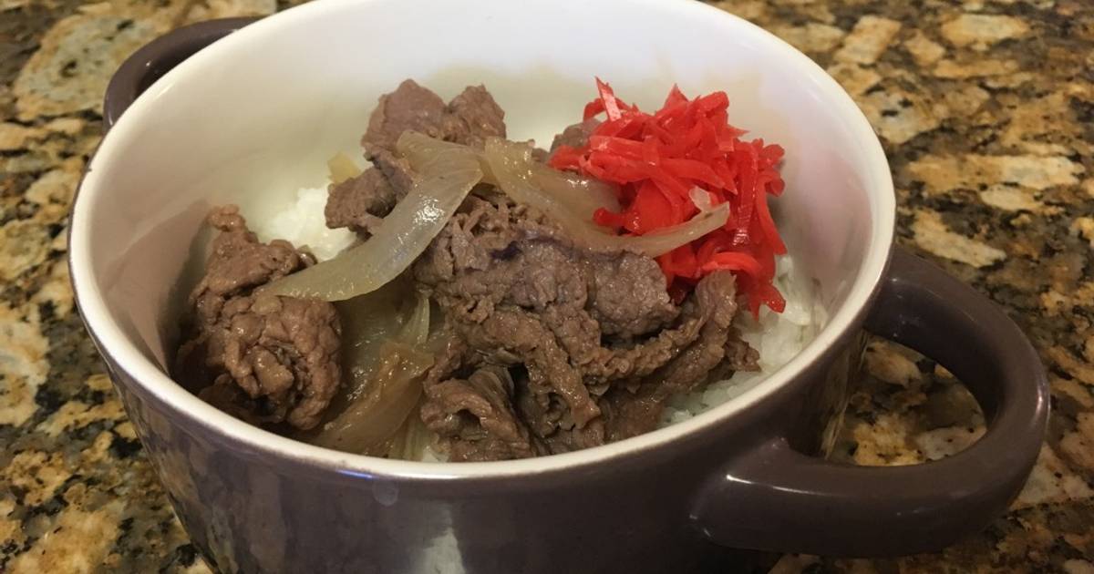 Copycat Yoshinoya beef bowl Recipe by Japanese cooking with Makiko ...