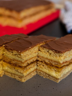 Grízes mézes krémes recept fotója