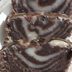A picture of Vanilla chocolate marble cake.