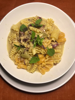 Una foto de Pasta con salsa de queso