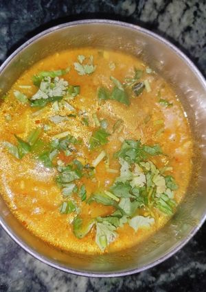 लौकी की सब्जी (lauki ki sabzi recipe in Hindi) रेसिपी मुख्य फोटो