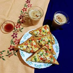 A picture of Bread Pizza.