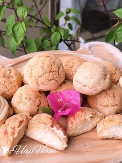 Hình của món Su kem vỏ giòn.
