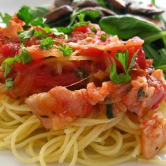 A picture of 20 Minute Pasta w/ Bacon Tomato Sauce for 2.