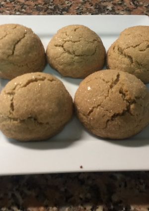 A picture of Snickerdoodle cookies.