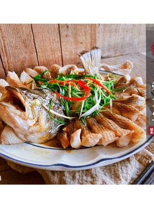 鮮蒸鱸魚宴(孔雀開屏) 的食譜成品照片