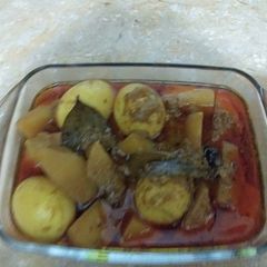 A picture of Potato Egg Curry.