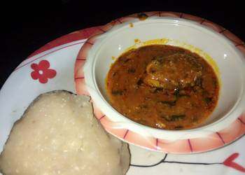 How to Make Appetizing Eba and my local beans soup slightly garnished with scent leaves