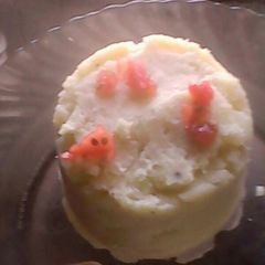 A picture of Garlic mashed potatoes.