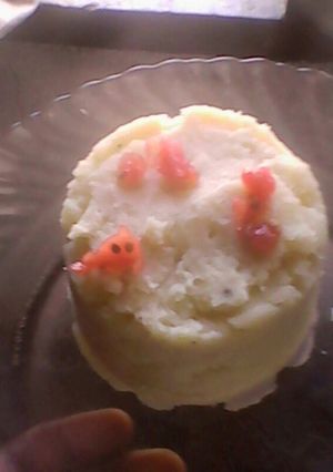 A picture of Garlic mashed potatoes.