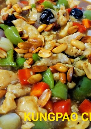A picture of Kungpao Chicken with vegetables /Chinese recipe.
