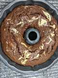 Queque de plátano y chocolate marmoleado con queso crema