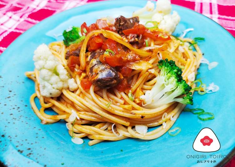 Resep Spaghetti Sarden Saus Tomat イワシのトマト煮スパゲッティ（缶詰使用）Sardine Boiled Tomato Spaghetti (canned), Bisa Manjain Lidah