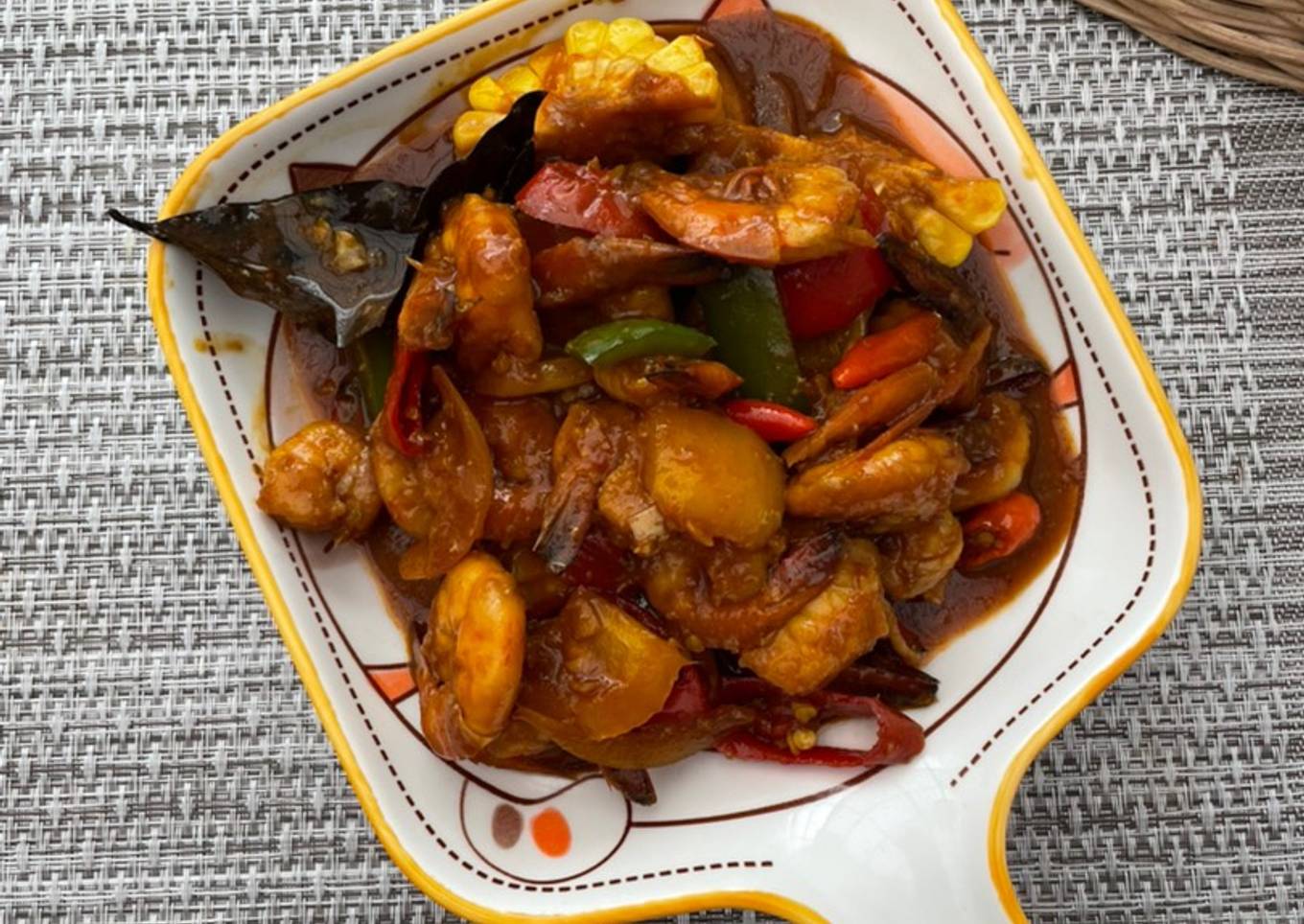 Udang kupas saus padang