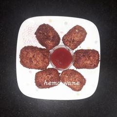 Chicken nuggets A picture of Chicken nuggets.
