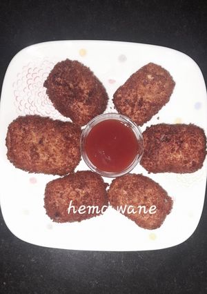 A picture of Chicken nuggets.