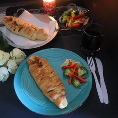 A picture of Chicken Bread.