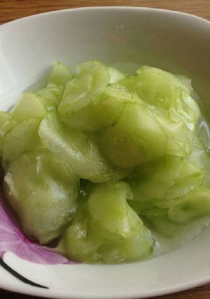 Ecetes uborkasaláta recept fotója