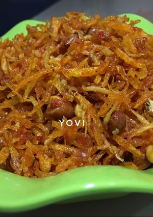 Foto resep Kentang mustofa teri kacang pedas crispy