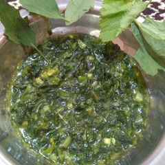 A picture of Sarso Da saag.