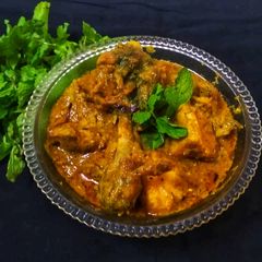 A picture of Mint and Curd chicken.