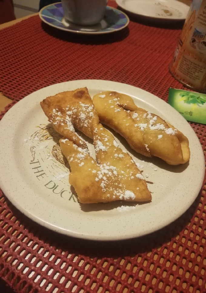 Una foto de Calzones rotos🤤