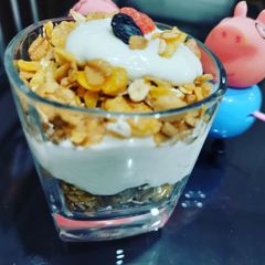A picture of Muesli Layered Smoothie.