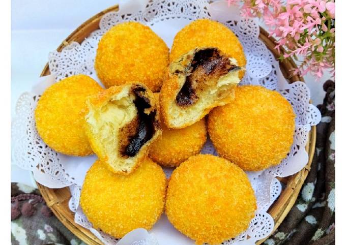 Anti Ribet, Buat Roti Goreng Isi Coklat Farah Quinn