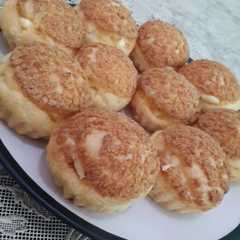 A picture of Choux craquelin.
