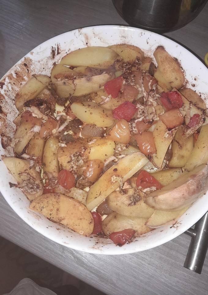 Картопля з овочами