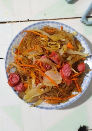 Hình của món Miến xào thập cẩm.