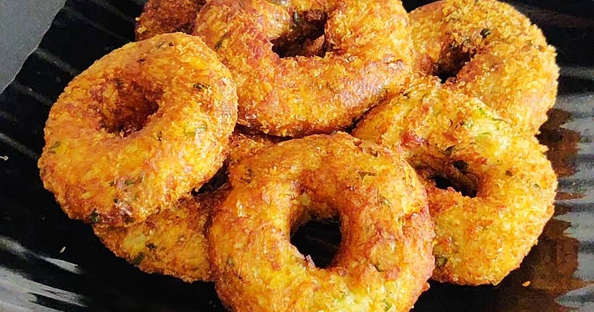 Aloo Donuts Potato Doughnuts Recipe Recipe by Shaheen Syed Cookpad