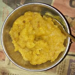 A picture of Besan ka halwa.