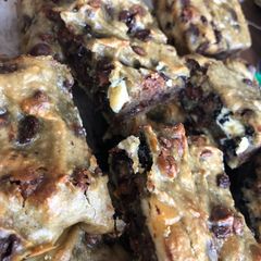 Avocado 🥑 brownies A picture of Avocado 🥑 brownies.