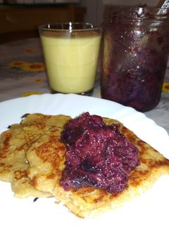 Almás palacsinta, mentesen recept fotója