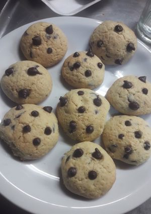 Una foto de Cookies con chips de chocolate 🍪