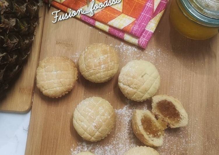 Recipe of Perfect Pineapple jam cookies