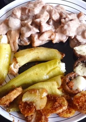 Φωτογραφία της συνταγής Πιπεριά κέρατα γεμιστά με διάφορα υλικά