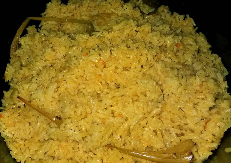 Resep Nasi kuning magic com😋 Enak