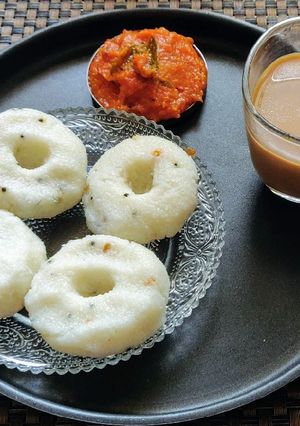 A picture of Pundi Gatti Rice Dumplings.