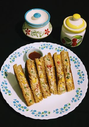 A picture of Mayonnaise Veg Sandwich.