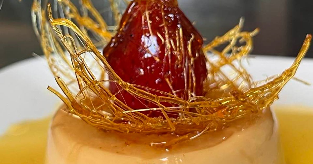 Mini Egg Pudding With Spun Sugar Nest Recipe by Sarvat Hanif - Cookpad