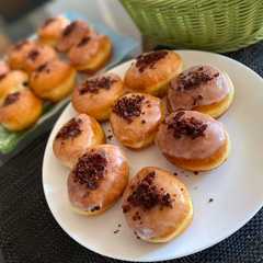 Pączki szilvalekvárral töltve és baconnel megszórva-レシピのメイン写真