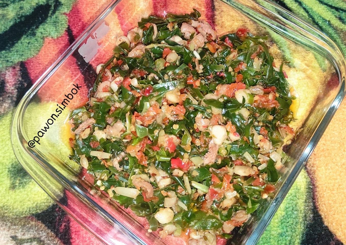 Daun kencur tumis kulit ayam pawon si mbok