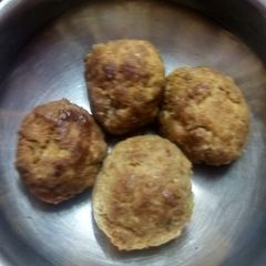 A picture of Koftas.