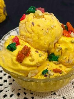आंबा आईस्क्रीम (Amba Ice Cream Recipe In Marathi) रेसिपी चे मुख्य फोटो