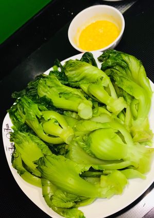 Hình của món Búp cải bẹ chấm mắm trứng🥬🥚 (Cải Đông Dư).